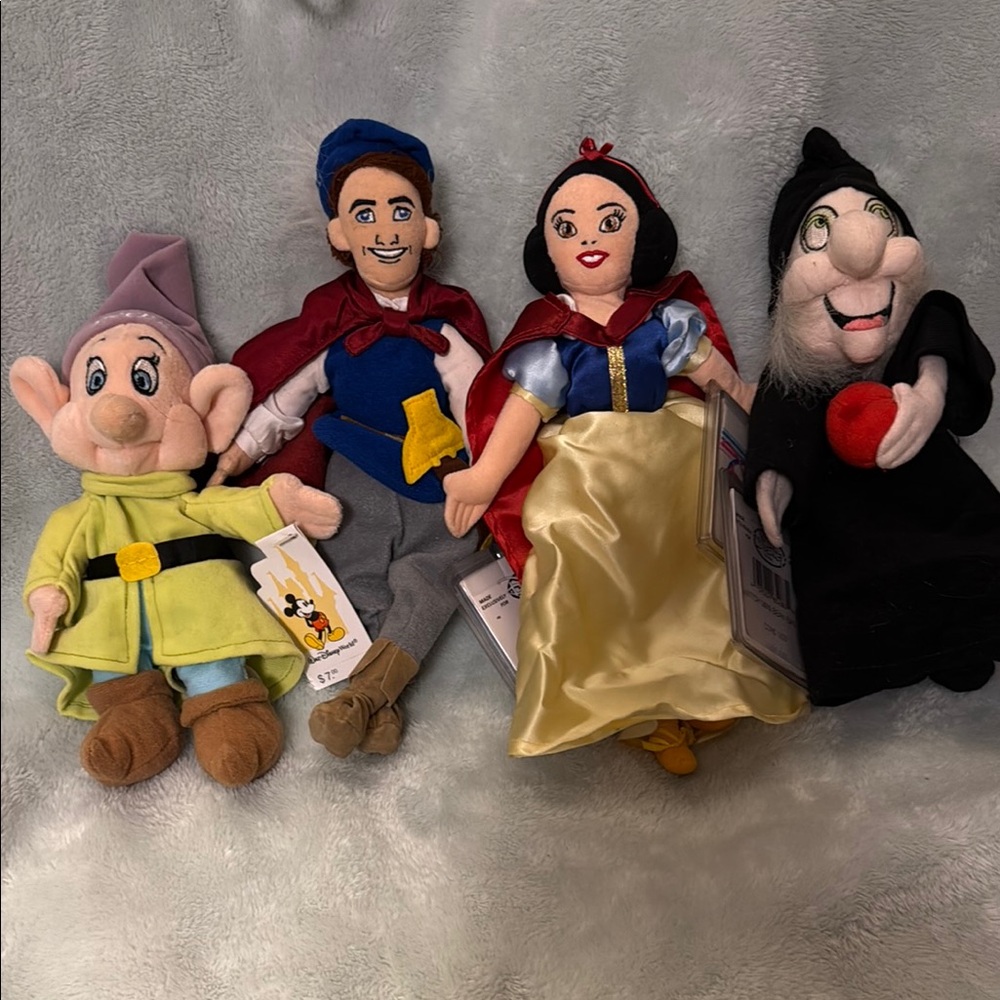 Disney Vintage Snow White Plush Collection Set